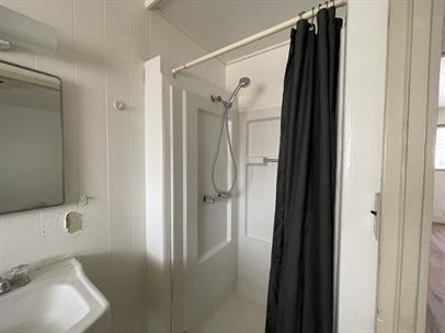 1227 Matlock Ave #C - Photo 6 of 6