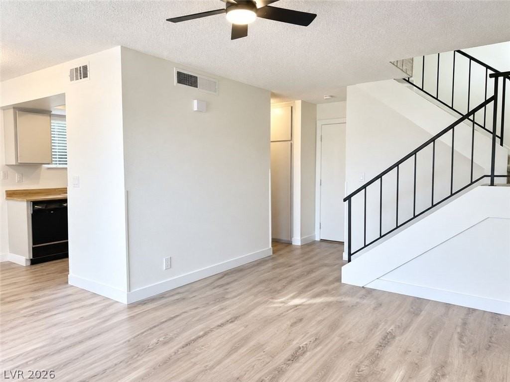 4346 Caliente St - Photo 4 of 11