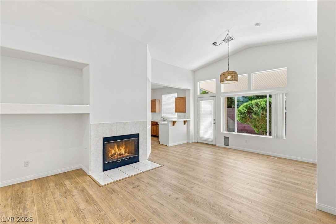 10521 Angel Dreams Ave - Photo 3 of 36