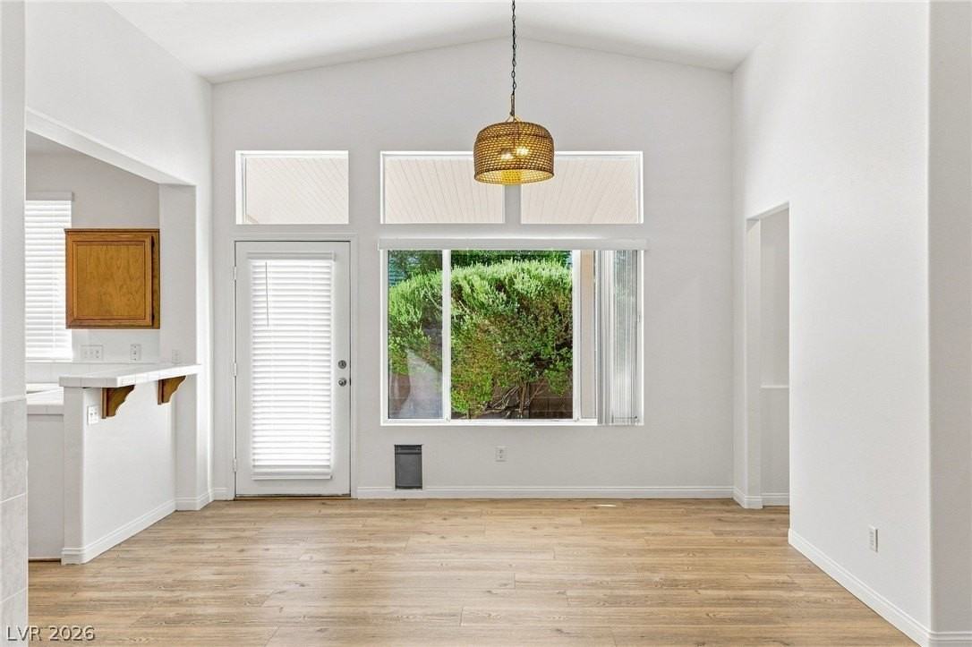 10521 Angel Dreams Ave - Photo 4 of 36