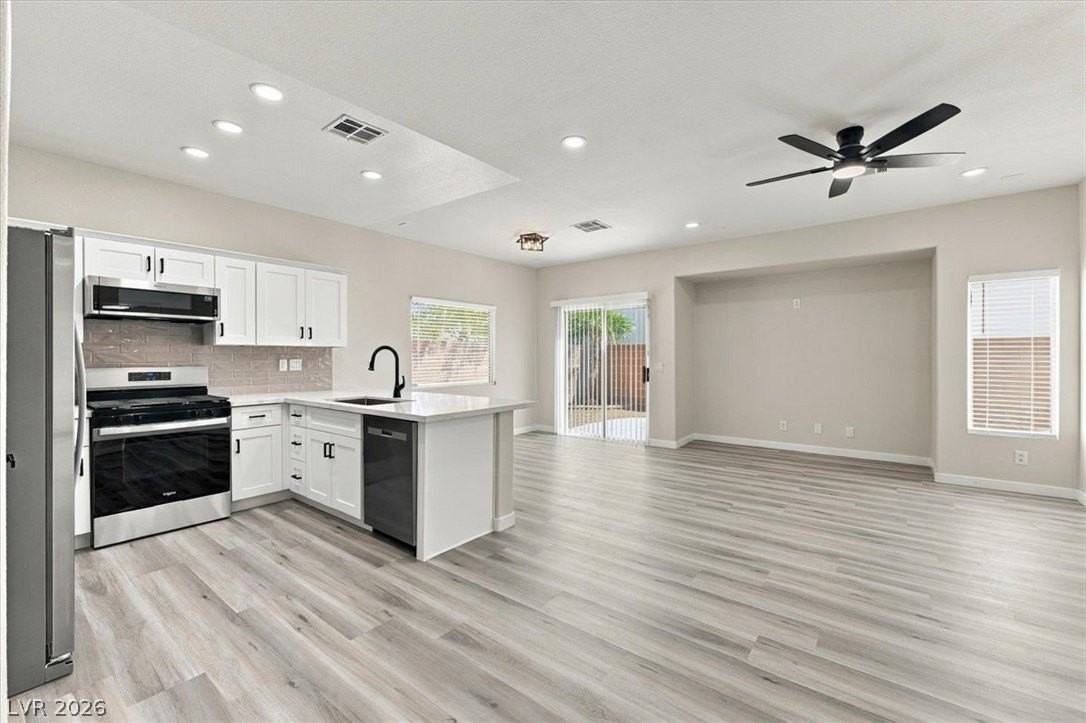 6898 Perfect Sunset Ct - Photo 3 of 18