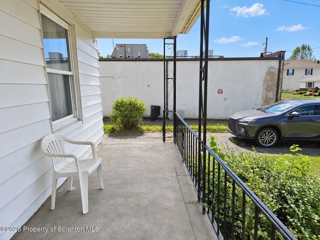 2510 Boulevard Ave #2ndFL - Photo 2 of 13
