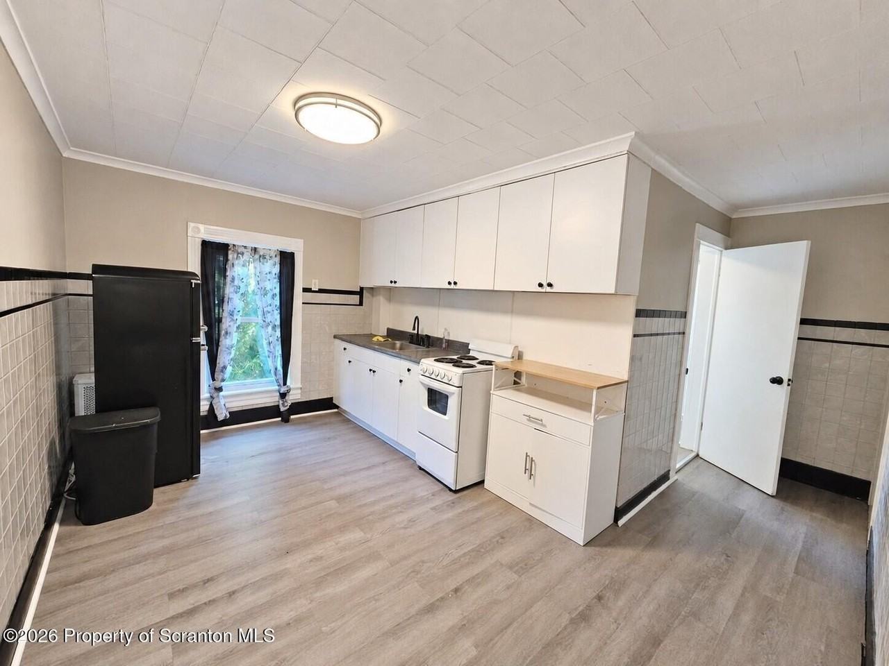 2510 Boulevard Ave #2ndFL - Photo 4 of 13