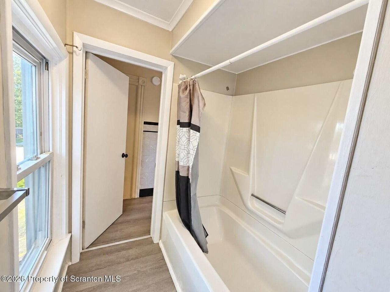 2510 Boulevard Ave #2ndFL - Photo 7 of 13