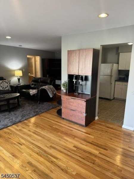 306 Hoover Ave #41 - Photo 7 of 32