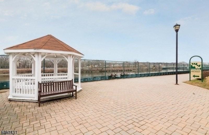 651 Riverside Ave #B13 - Photo 5 of 13