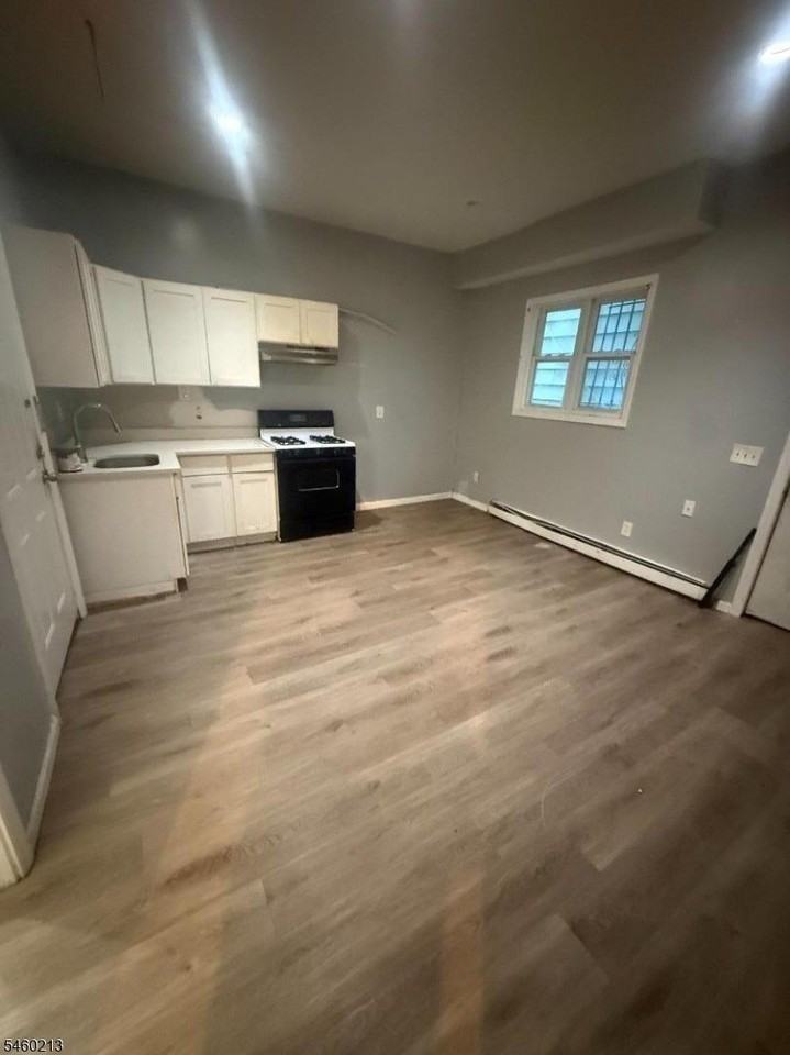 231 Rhode Island Ave #1B - Photo 5 of 5