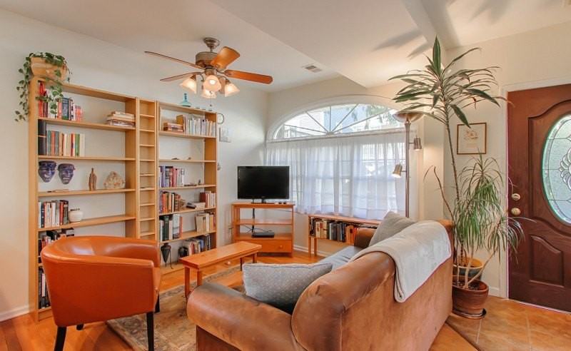16 Mendham Ave - Photo 4 of 20