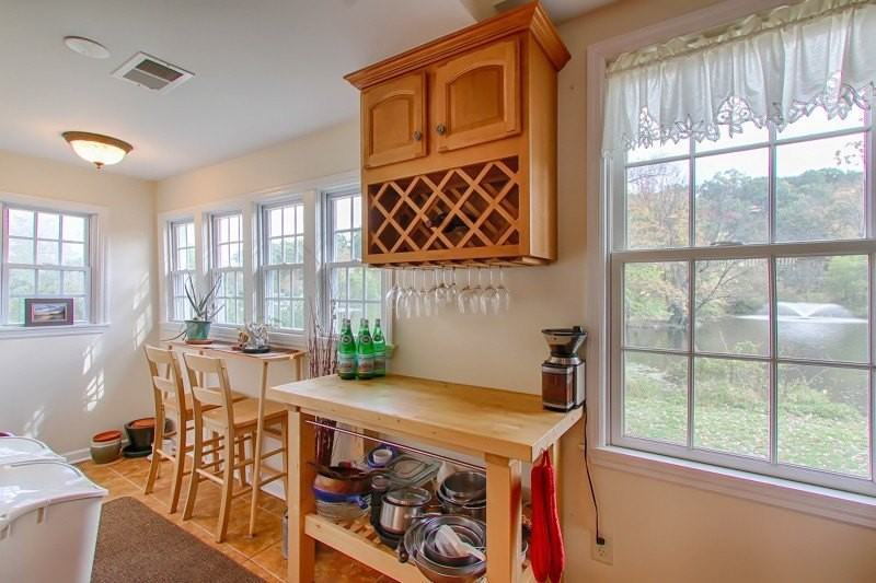 16 Mendham Ave - Photo 7 of 20
