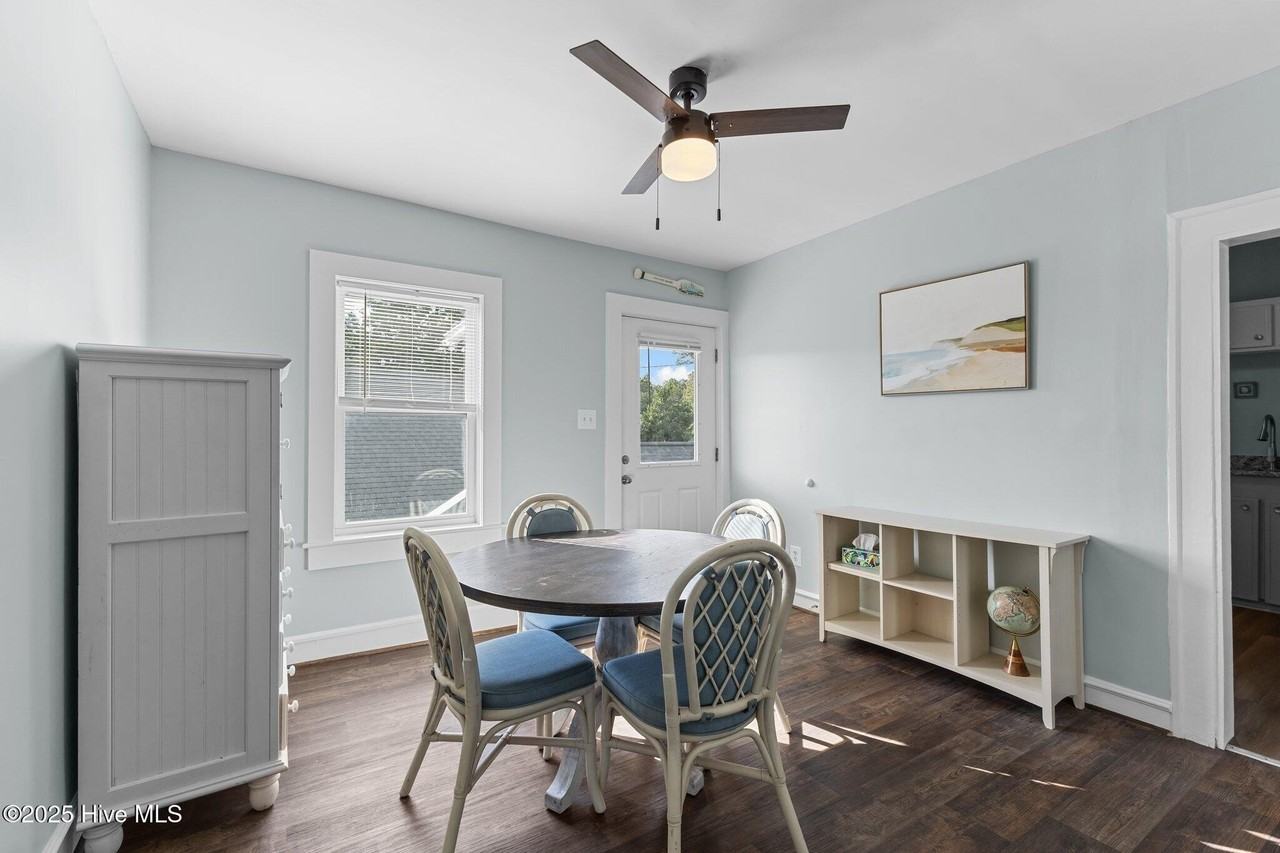 1406 Evans St #B - Photo 6 of 28