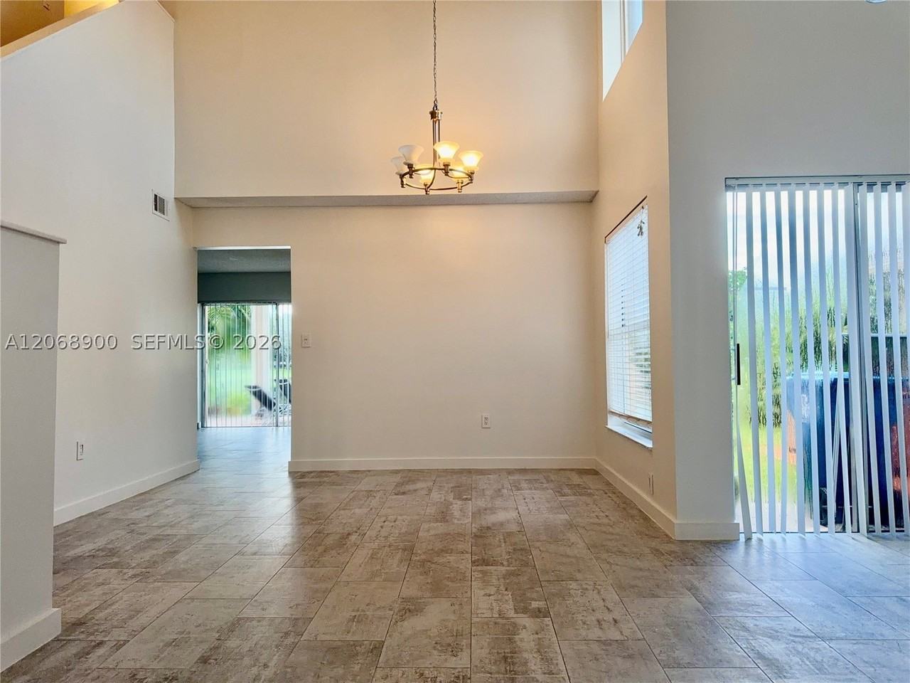 12614 Nw 12th Ct - Photo 6 of 49