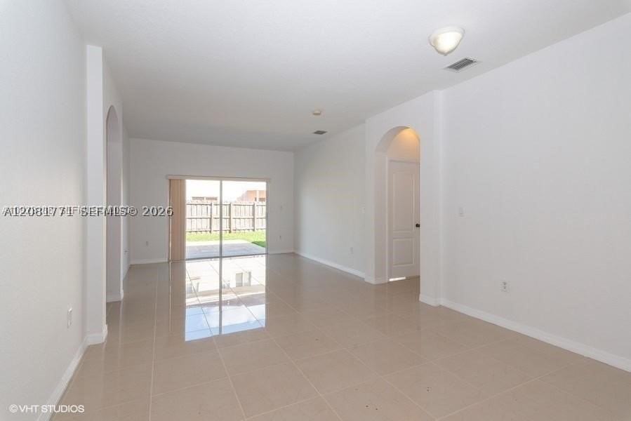 22527 Sw 102nd Path - Photo 7 of 12