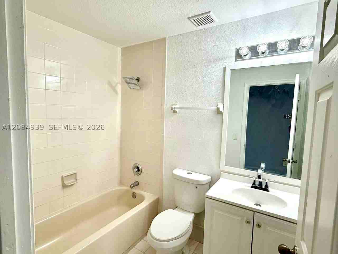 2869 Se 15th Rd #70 - Photo 2 of 8