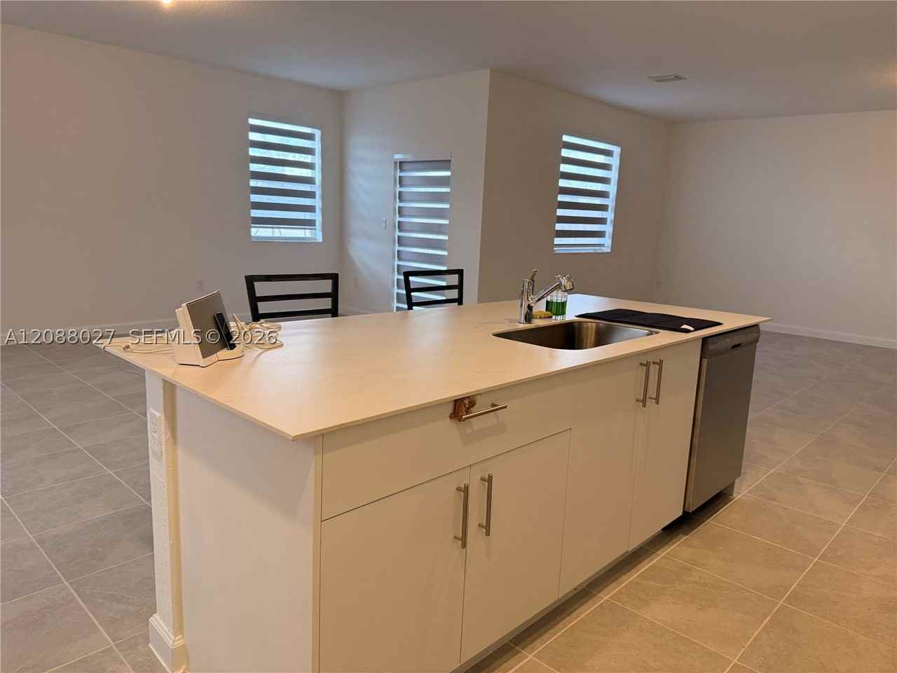2954 Se 23rd Ave #2954 - Photo 5 of 22