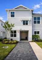 featured image of 387 Se Crossoak Ln #387