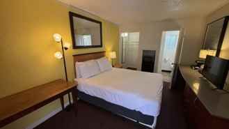 3200 W Lakeshore Ct - Photo 1 of 1