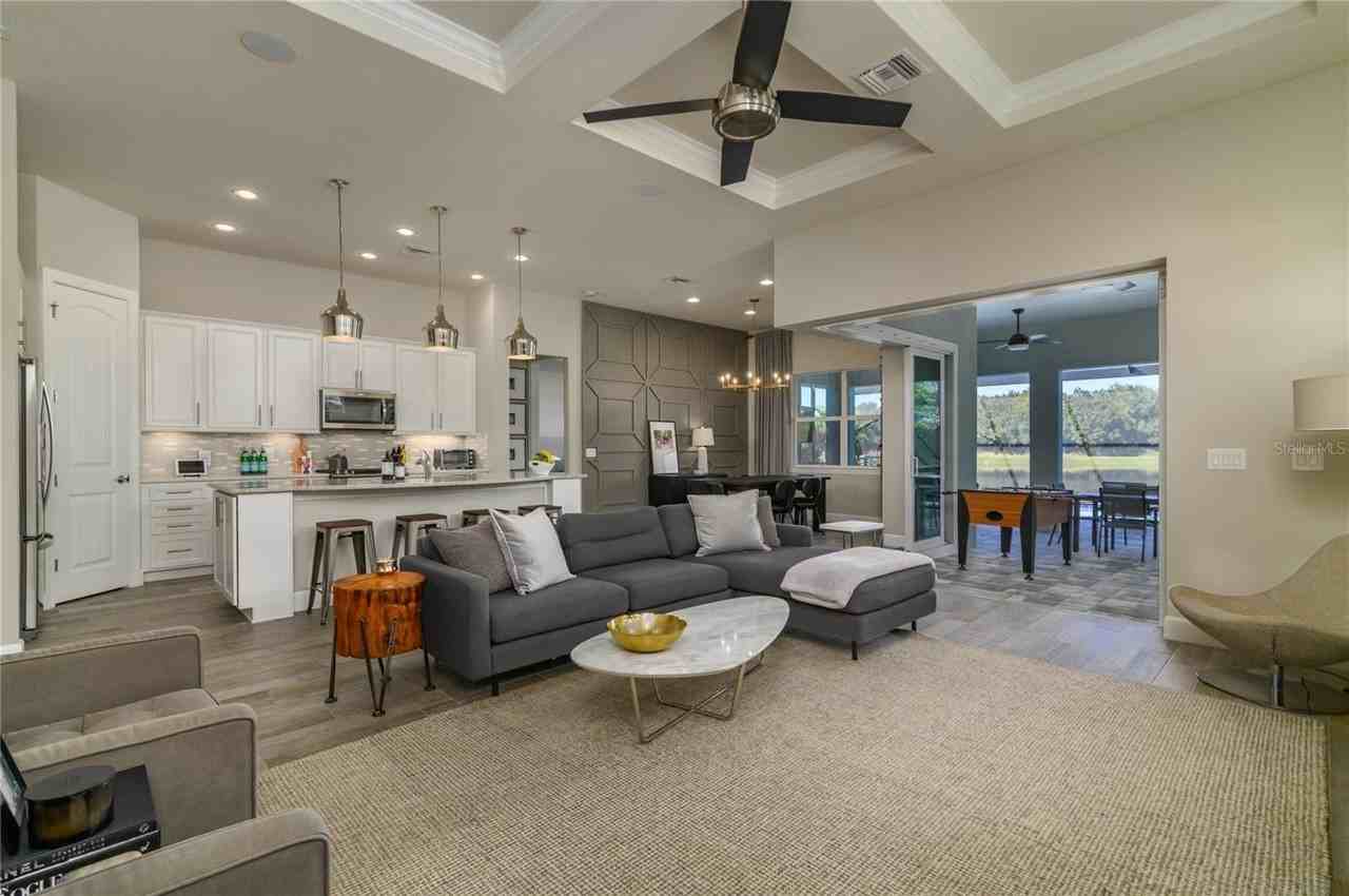 12203 Seabrook Ave - Photo 7 of 32