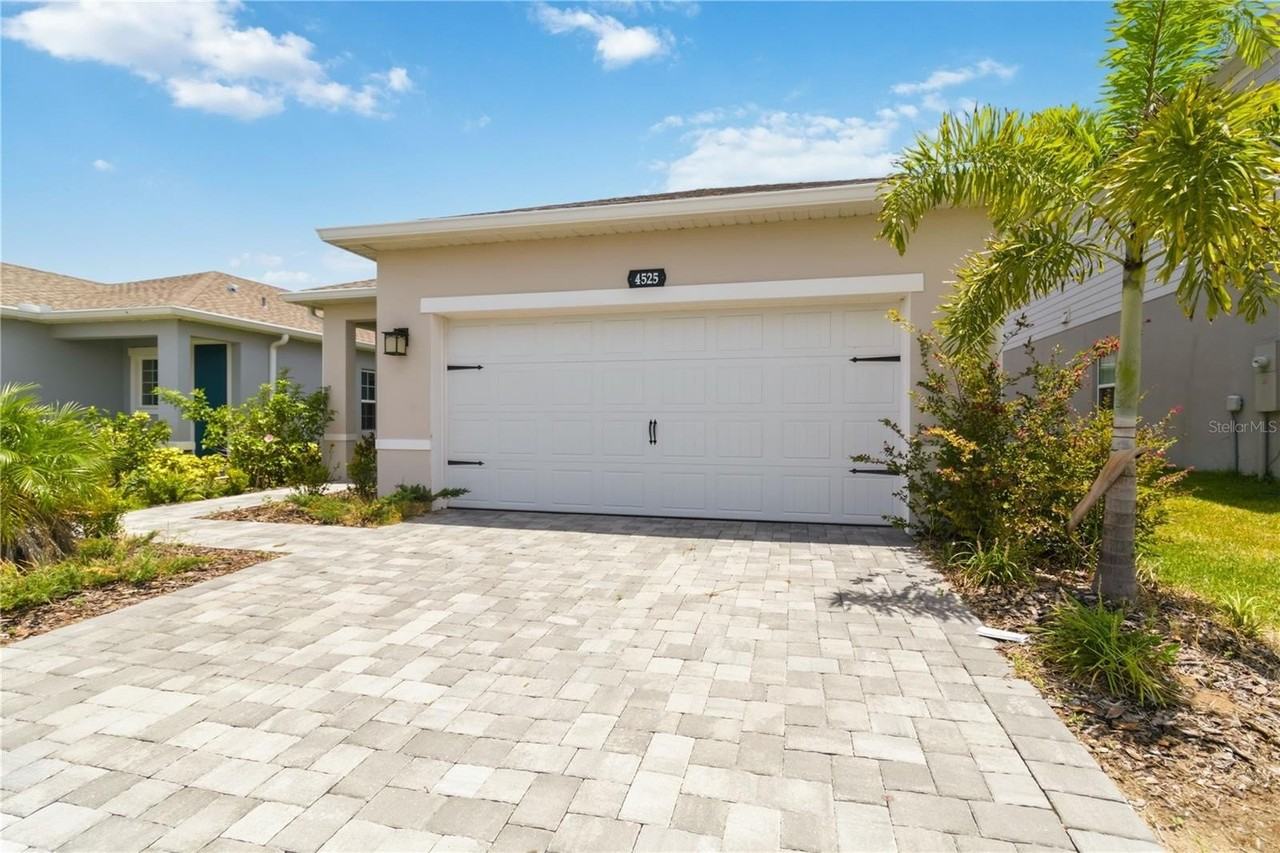 4525 Pippin Ln - Photo 4 of 41