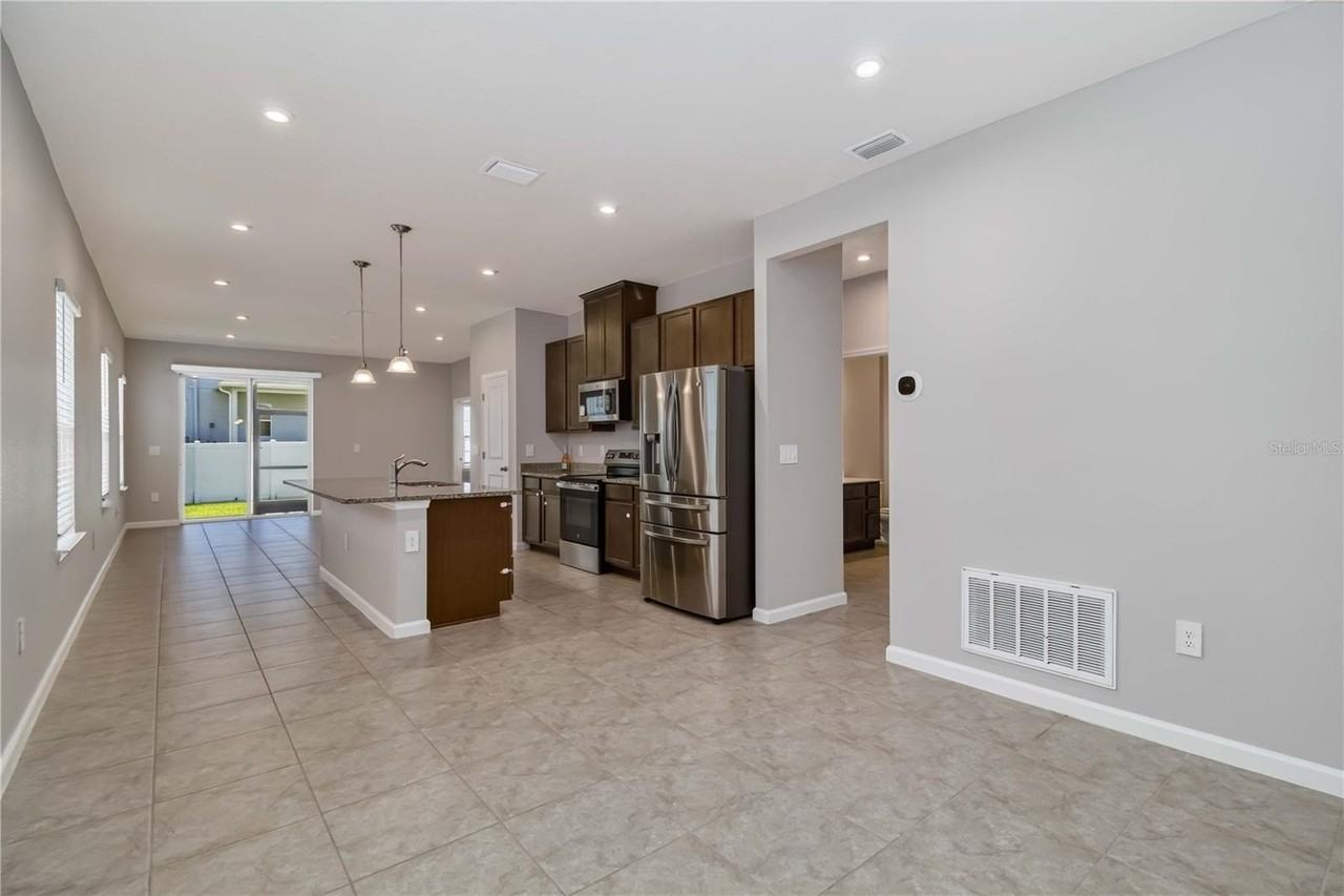4525 Pippin Ln - Photo 7 of 41
