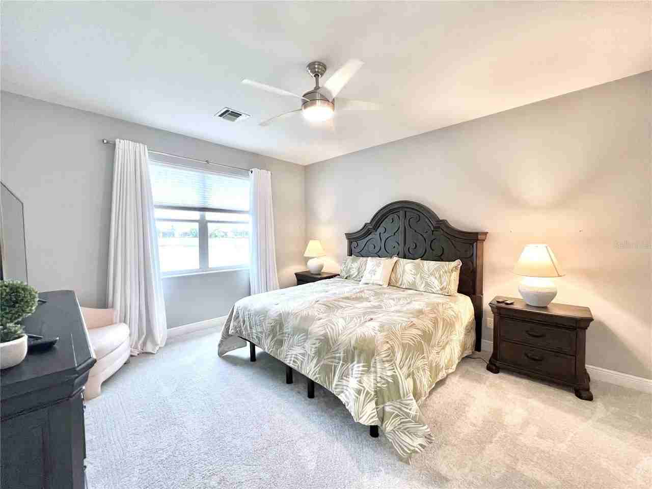 2946 Trustee Ave - Photo 7 of 28