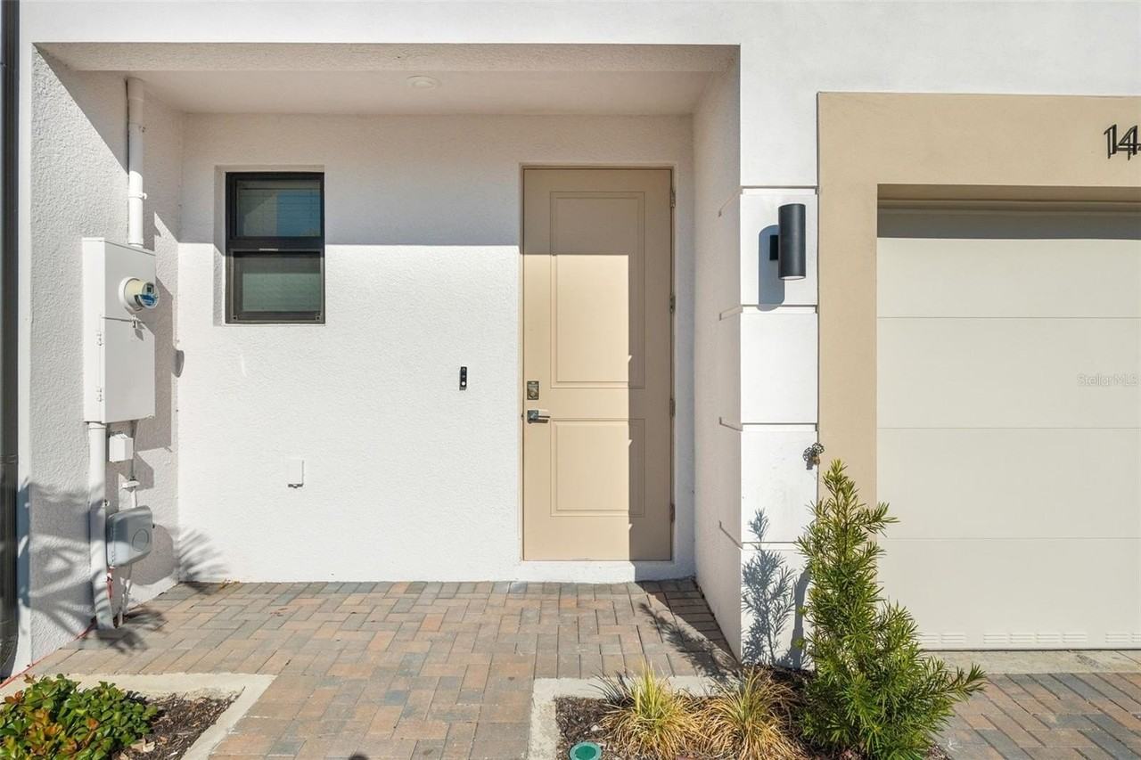 14515 Stellar Pl - Photo 3 of 43