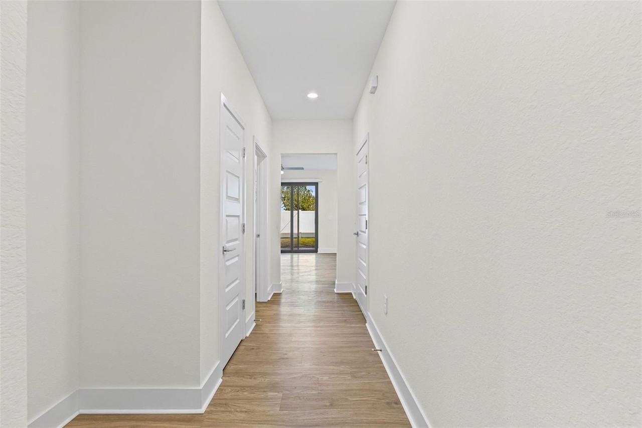14515 Stellar Pl - Photo 4 of 43
