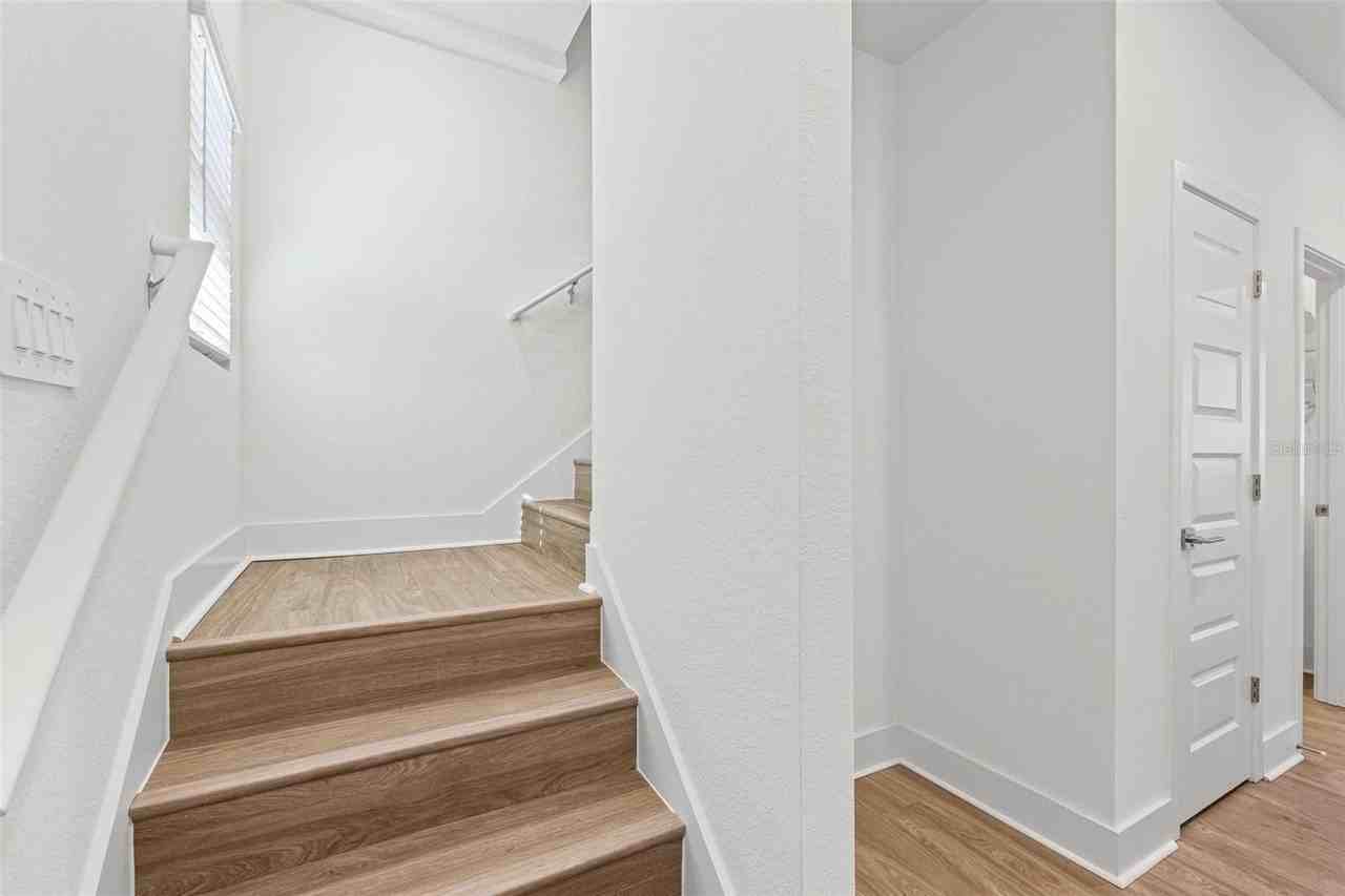 14515 Stellar Pl - Photo 5 of 43