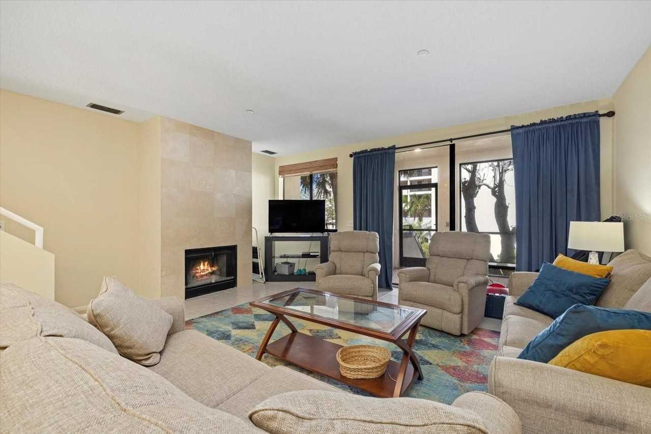 2012 Harbourside Dr #2102 - Photo 4 of 34