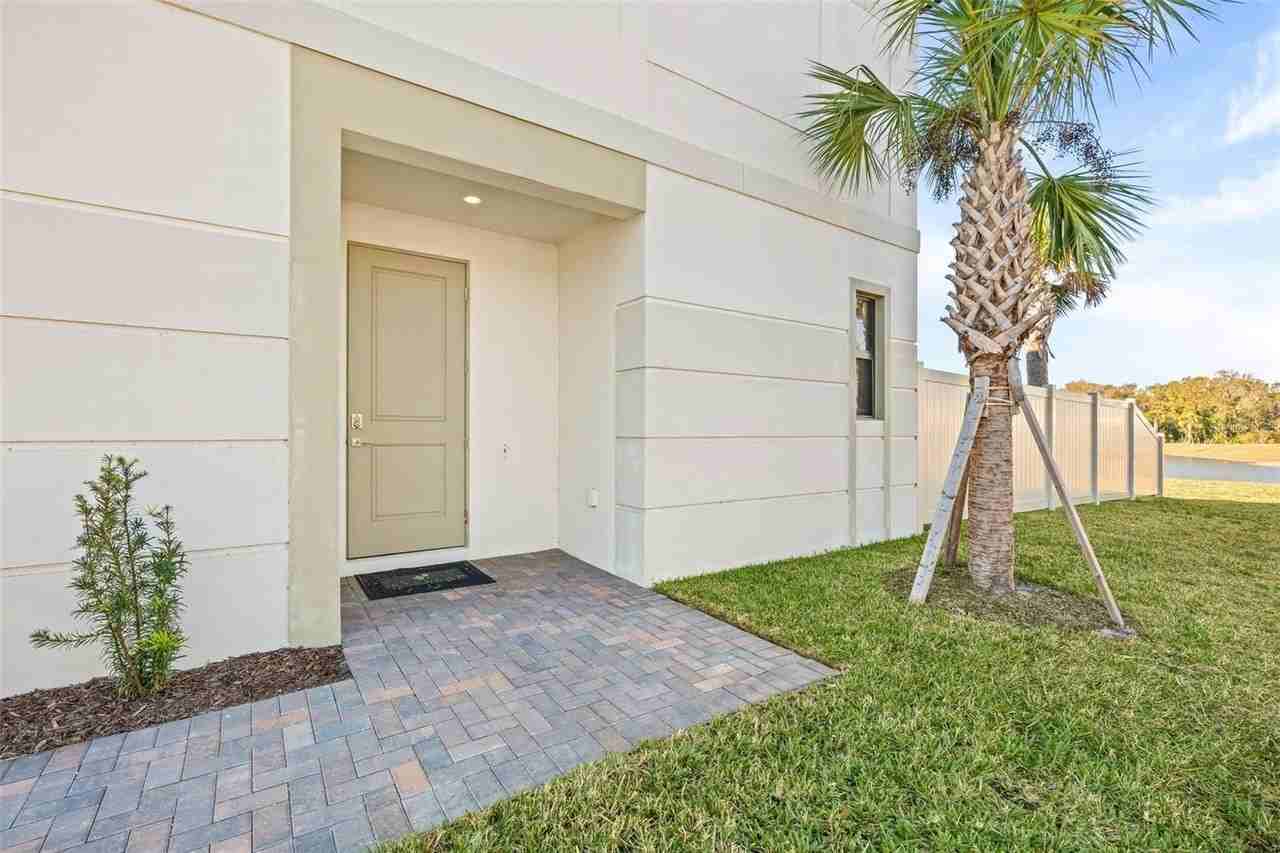 14506 Stellar Pl - Photo 4 of 39