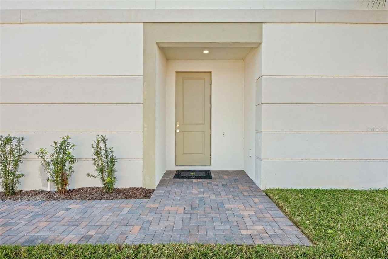 14506 Stellar Pl - Photo 5 of 39