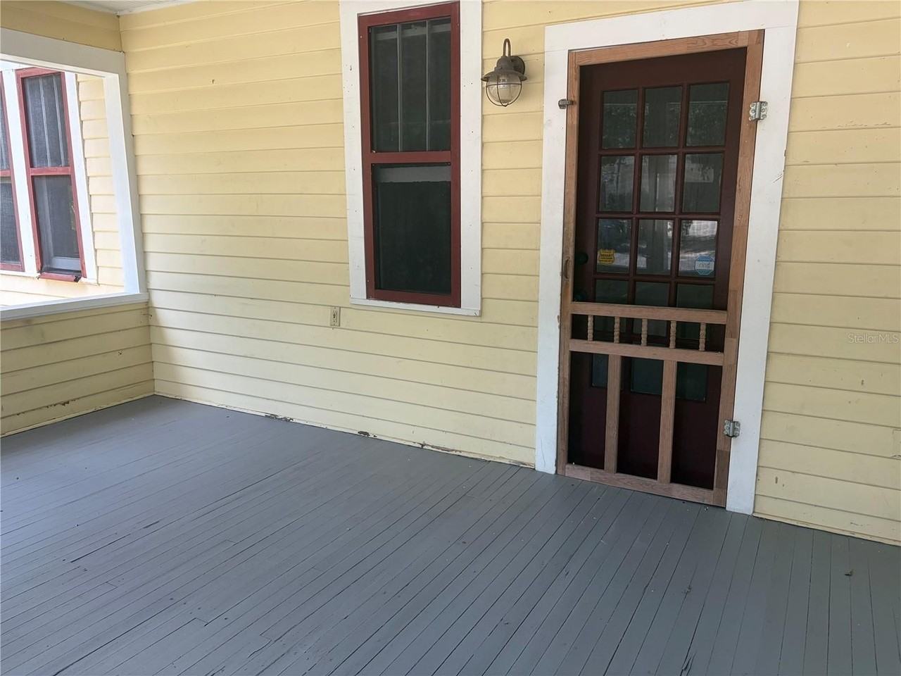 1555 7th St - Photo 2 of 10