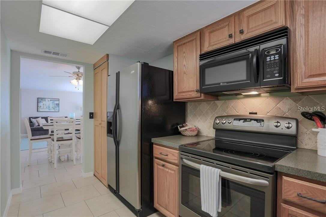 2907 Hyde Park St - Photo 6 of 23