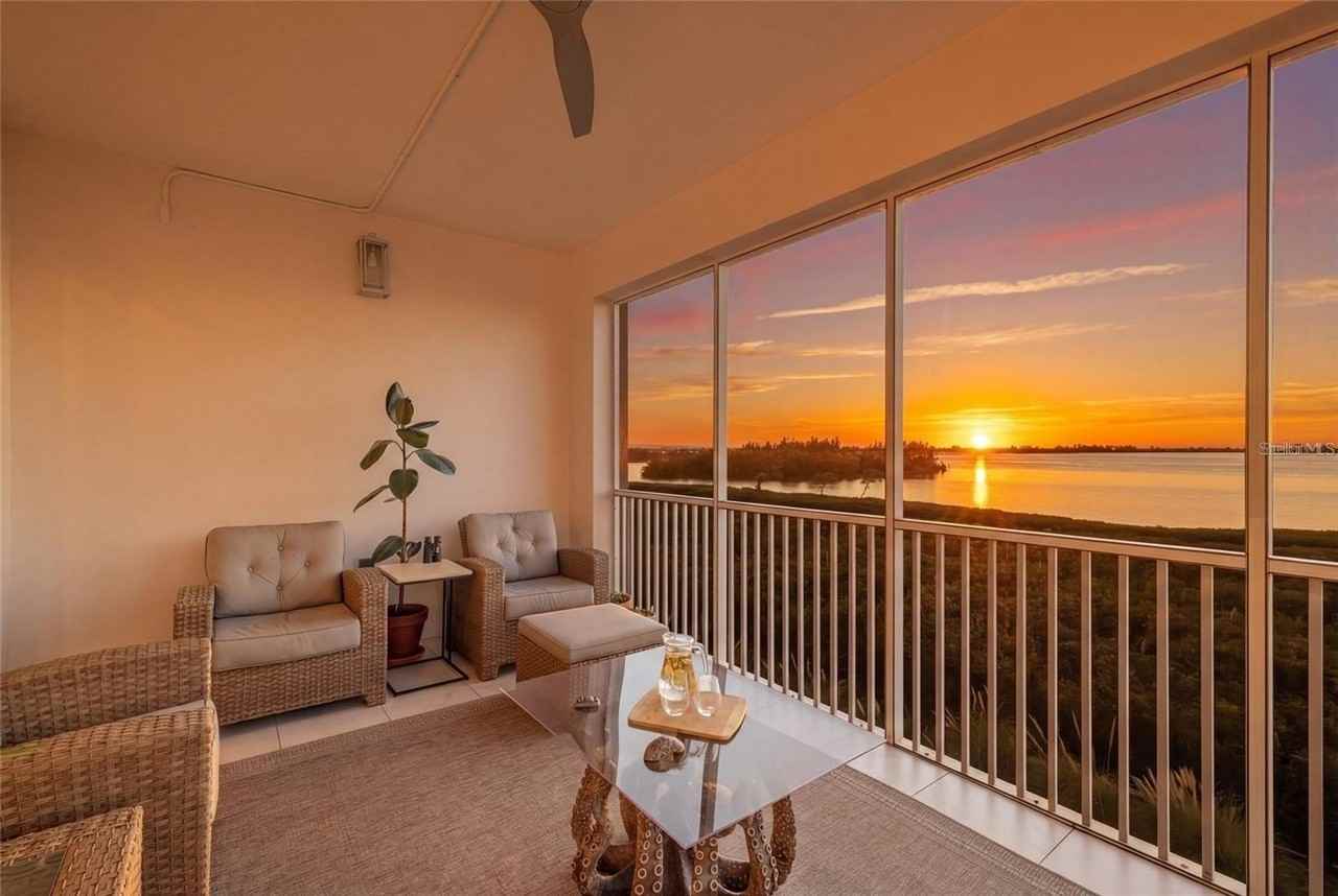 376 Aruba Cir #203 - Photo 5 of 35