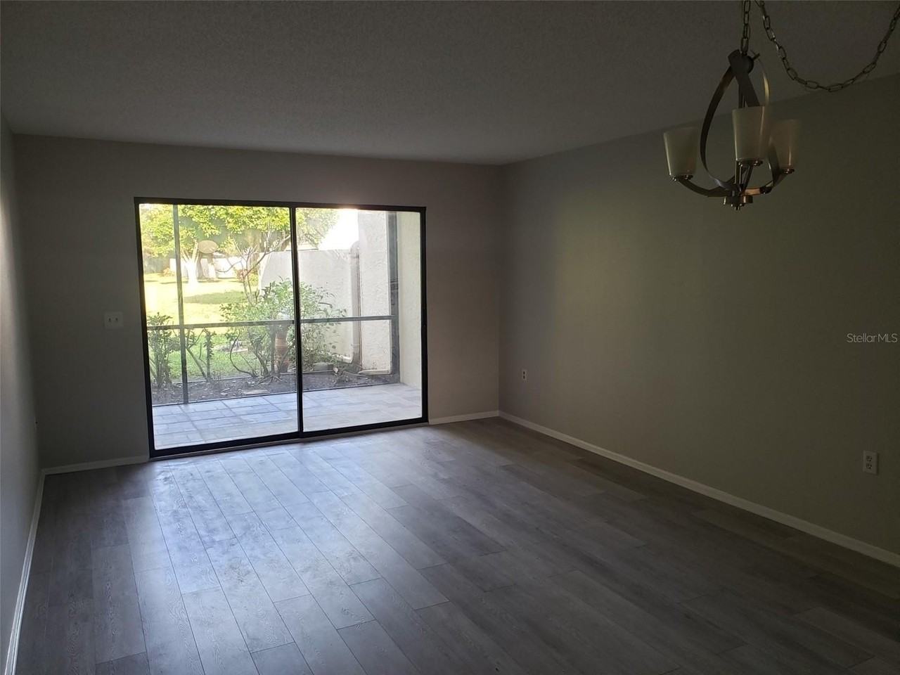 549 Lakeside Dr #549 - Photo 6 of 22