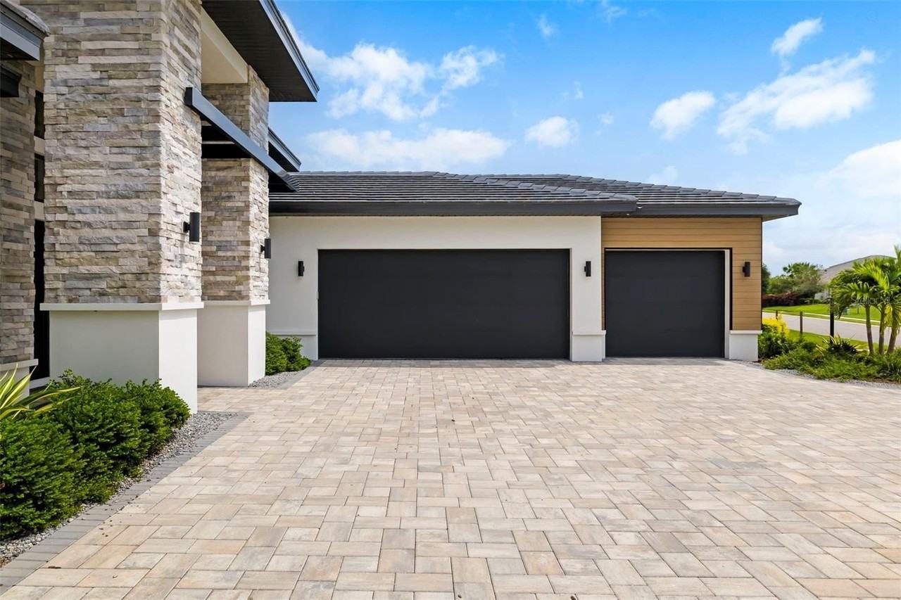 4116 Butte Trl - Photo 4 of 50