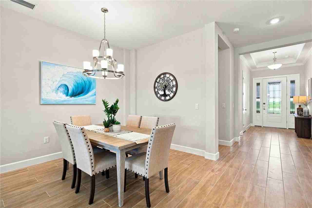 10463 Eclipse St - Photo 6 of 50