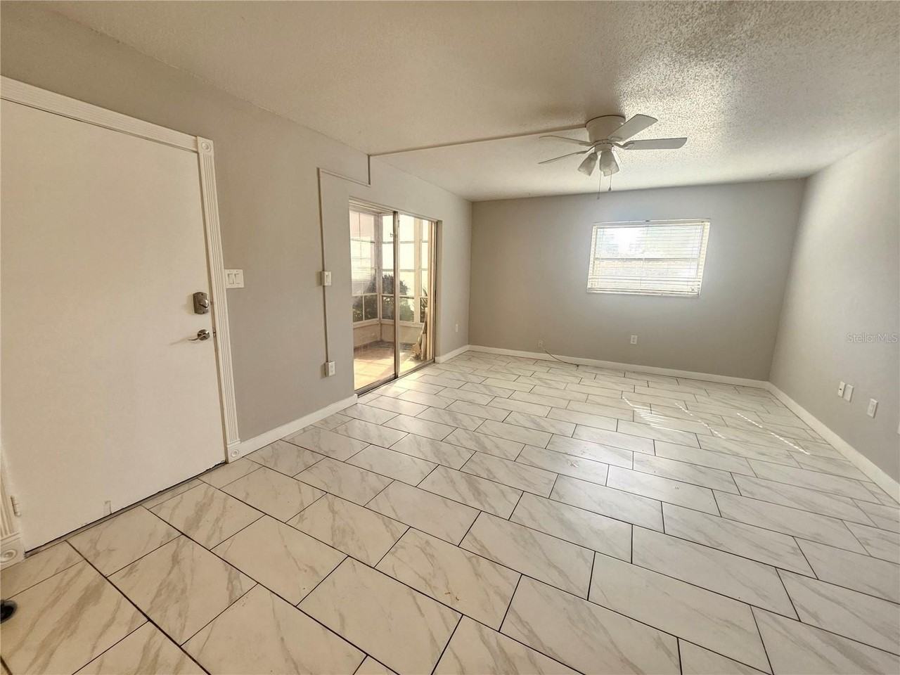 460 Base Ave E #110 - Photo 7 of 11