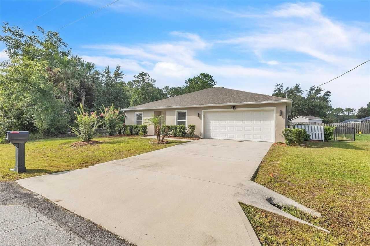 159 Persimmon Dr - Photo 2 of 32