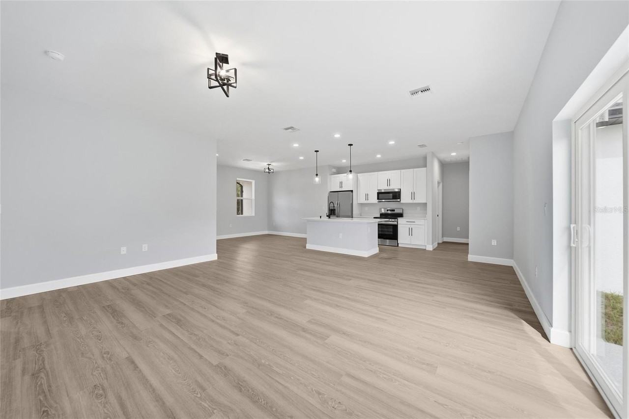 13443 Kaplan Ter - Photo 7 of 34