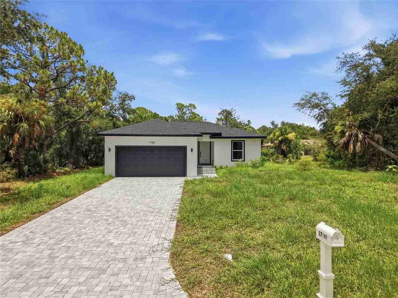 17180 Drayton Ln - Photo 4 of 32