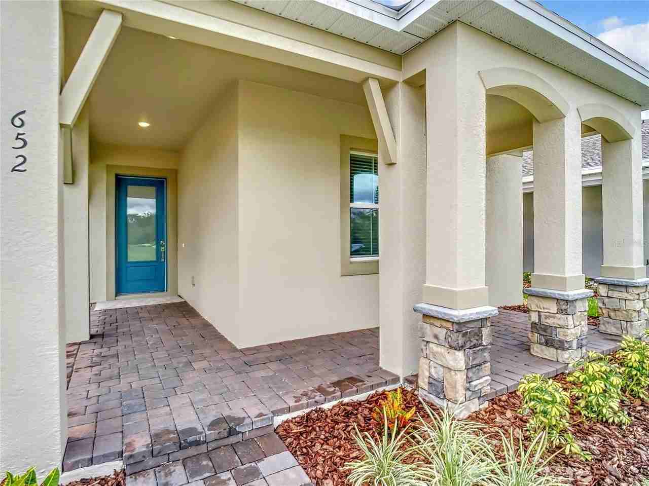 652 Kimber Ln - Photo 3 of 16
