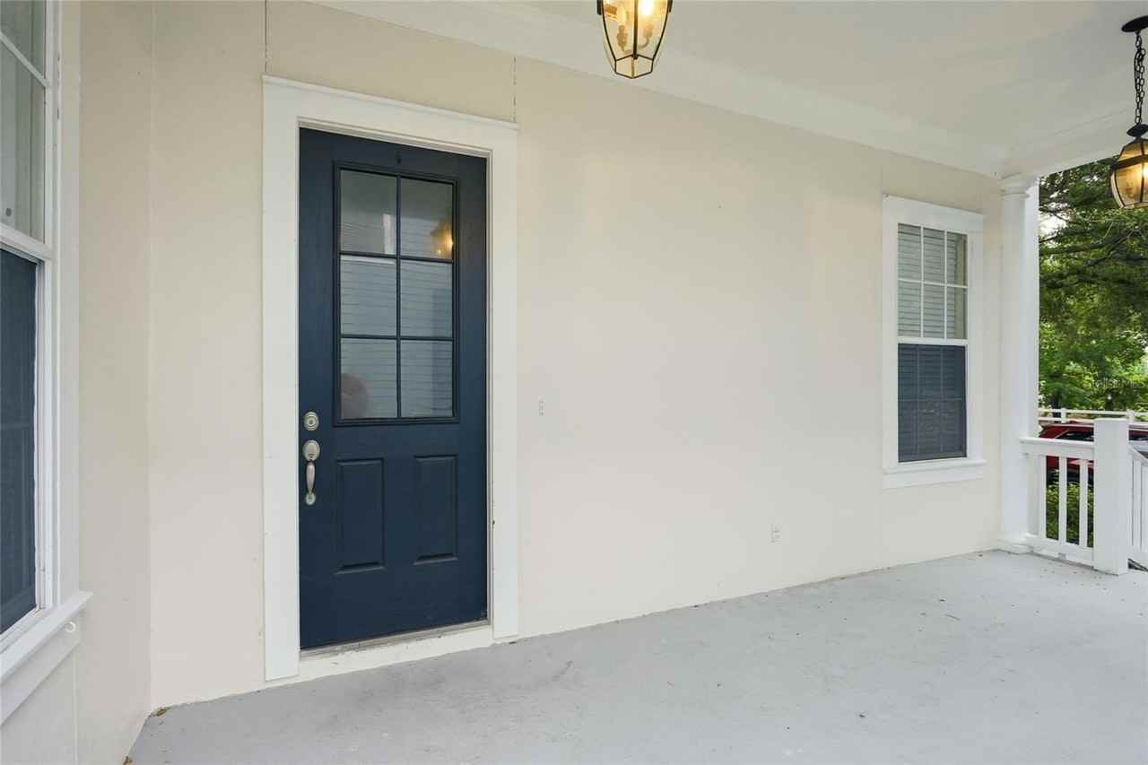 912 Waterside Dr - Photo 7 of 50