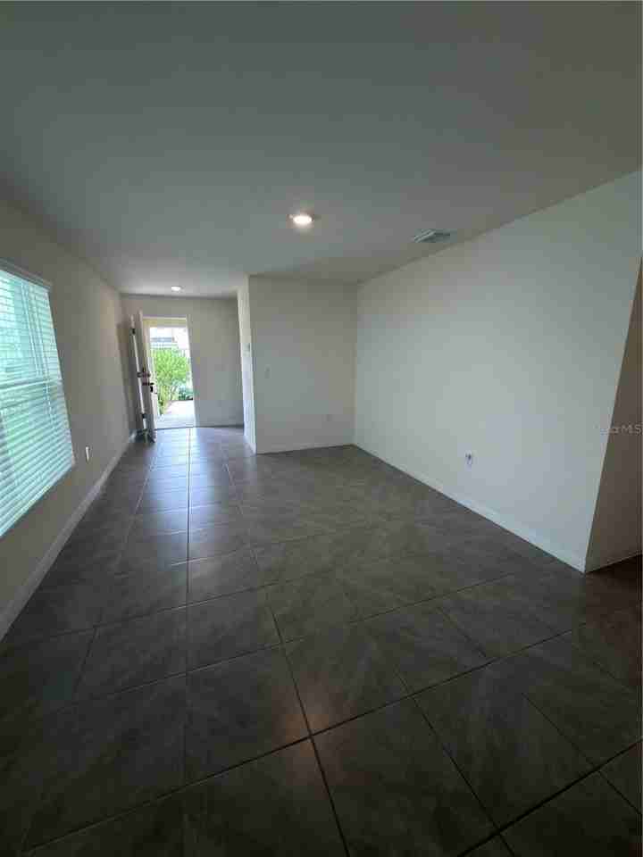 8650 Sw 46th Ave - Photo 5 of 23