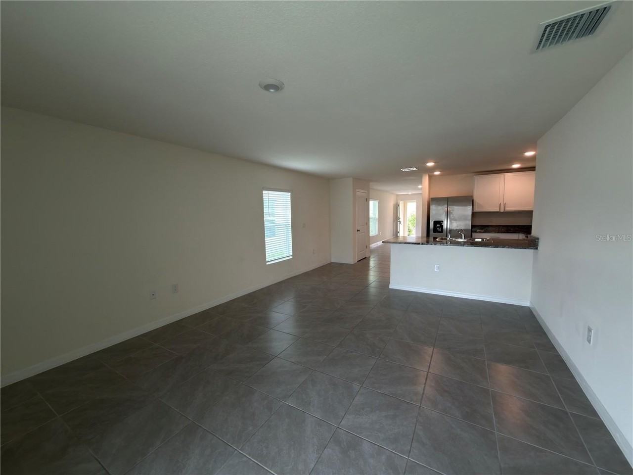 8650 Sw 46th Ave - Photo 6 of 23