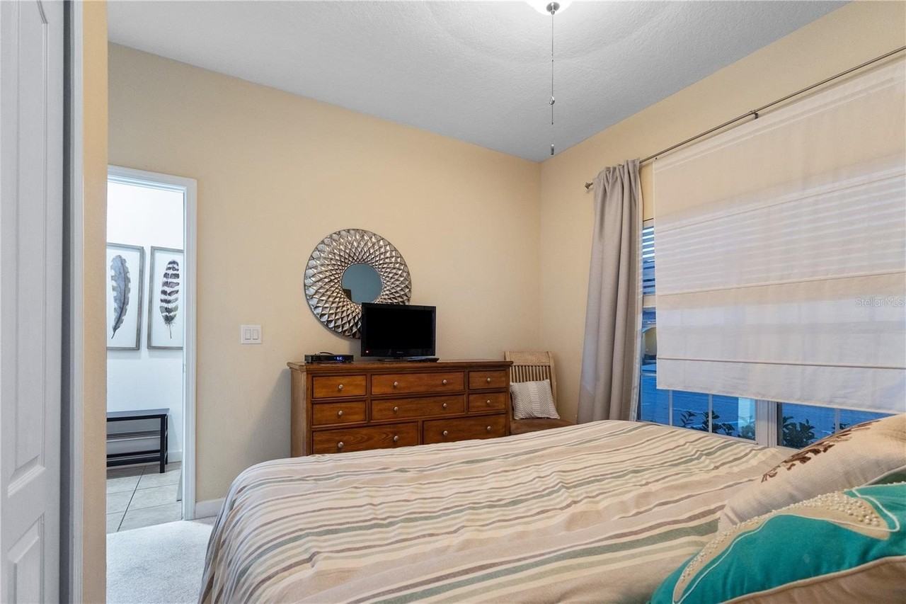 8966 Cat Palm Rd - Photo 4 of 35