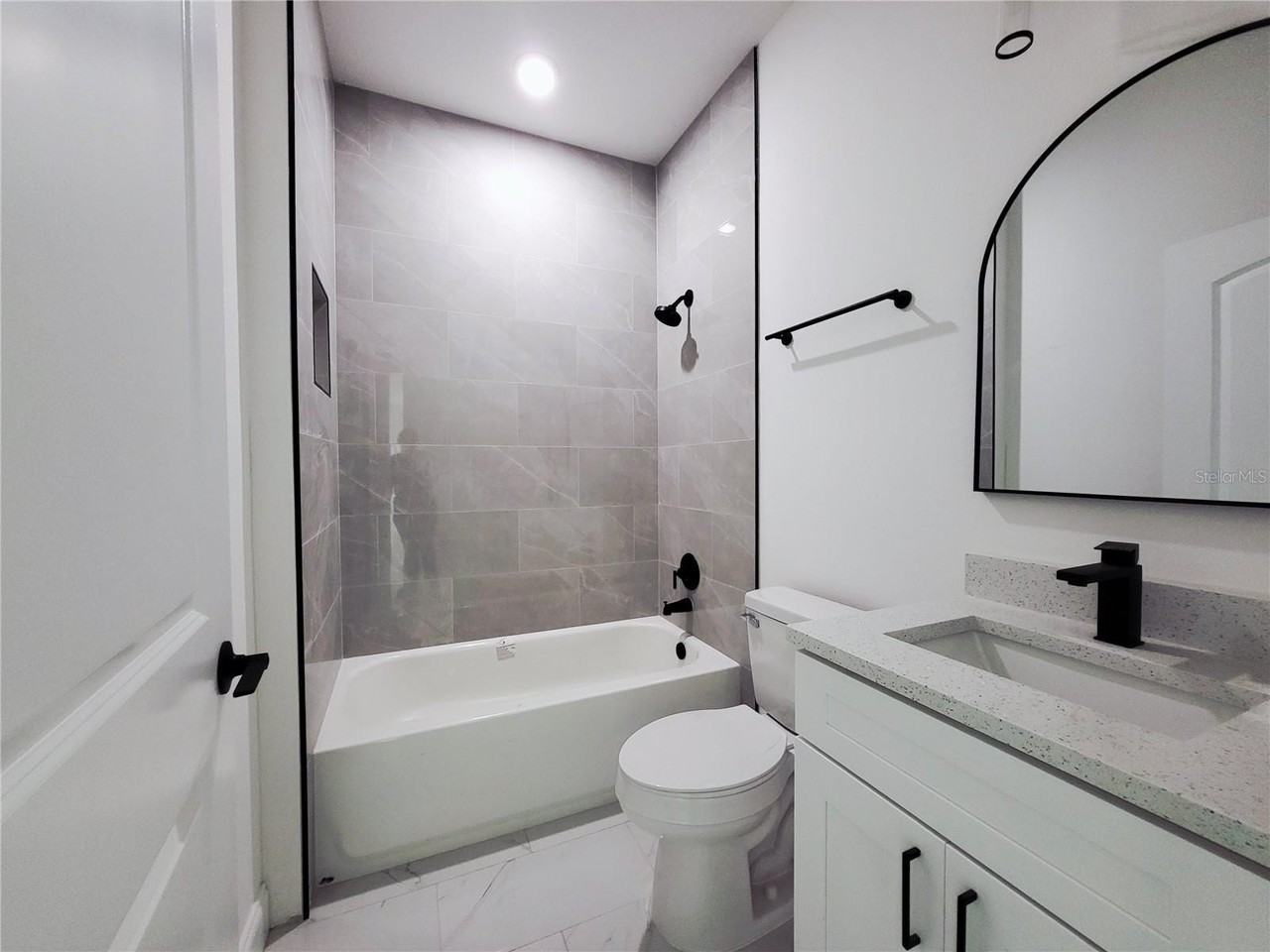 1690 Welland St Se - Photo 7 of 15