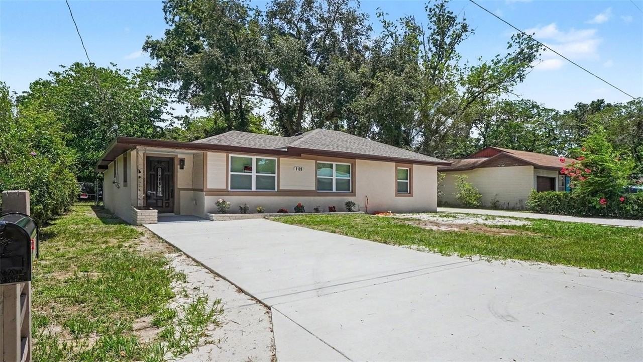1109 Nw 14th Ave - Photo 3 of 31