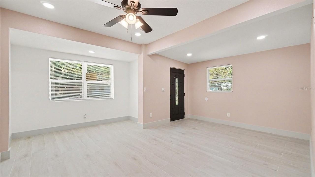 1109 Nw 14th Ave - Photo 6 of 31