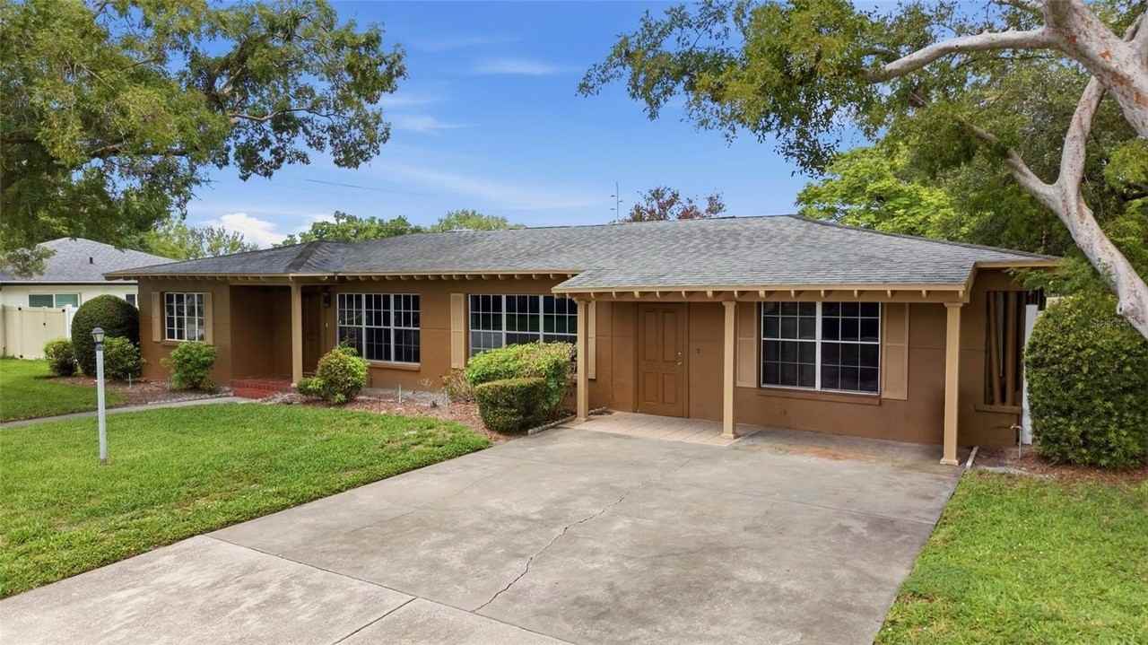 808 N Macdill Ave - Photo 2 of 37