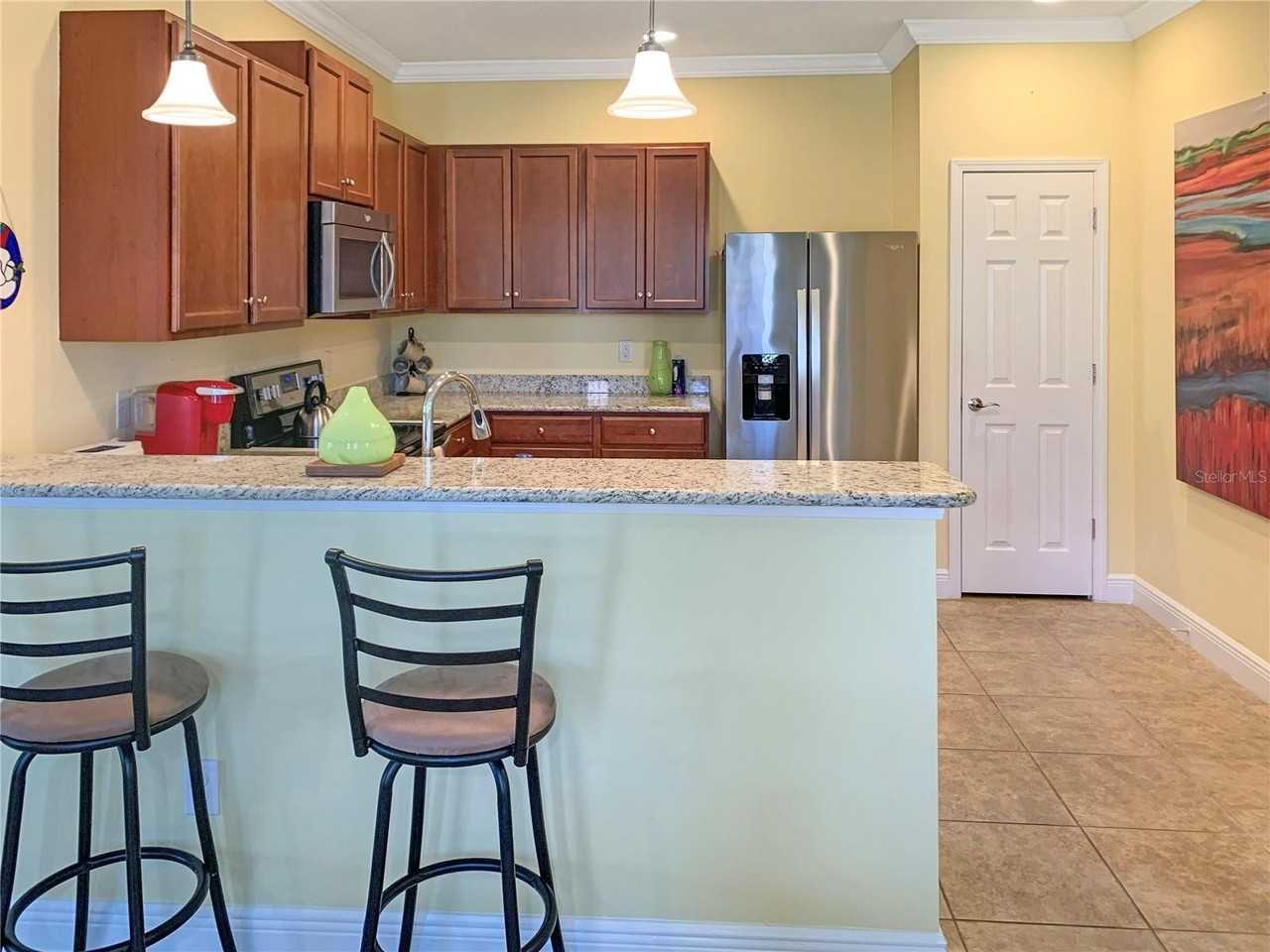 5472 Sunset Falls Dr - Photo 5 of 17
